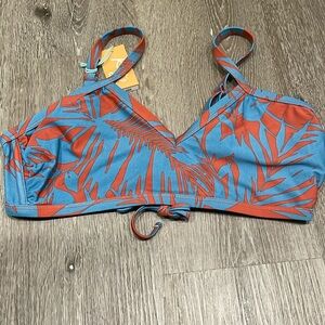 D/DD BATHING SUIT TOP